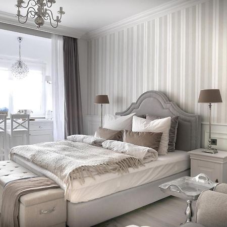 Villa Celine 미엘노 외부 사진
